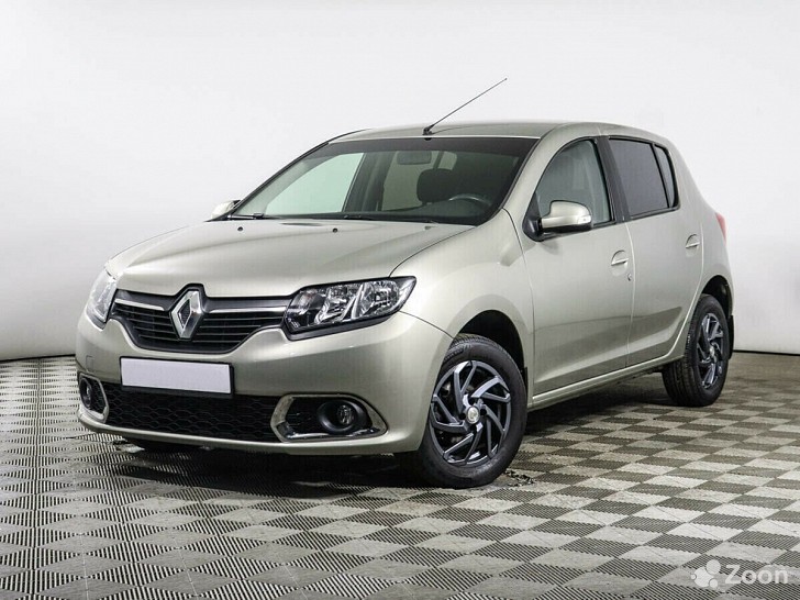 Renault Sandero 1600 см³ передний 2015  - изображение 1