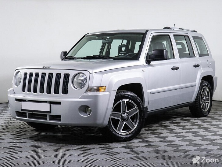 Jeep Liberty (Patriot) 2400 см³ 4х4 2008  - изображение 1