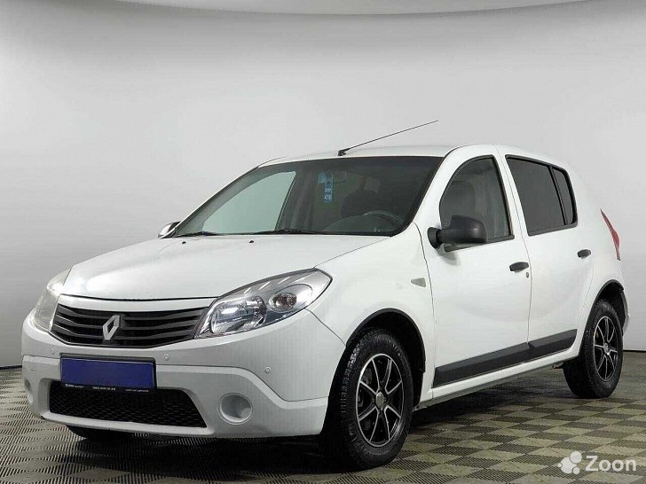 Renault Sandero 1600 см³ передний 2012  - изображение 1