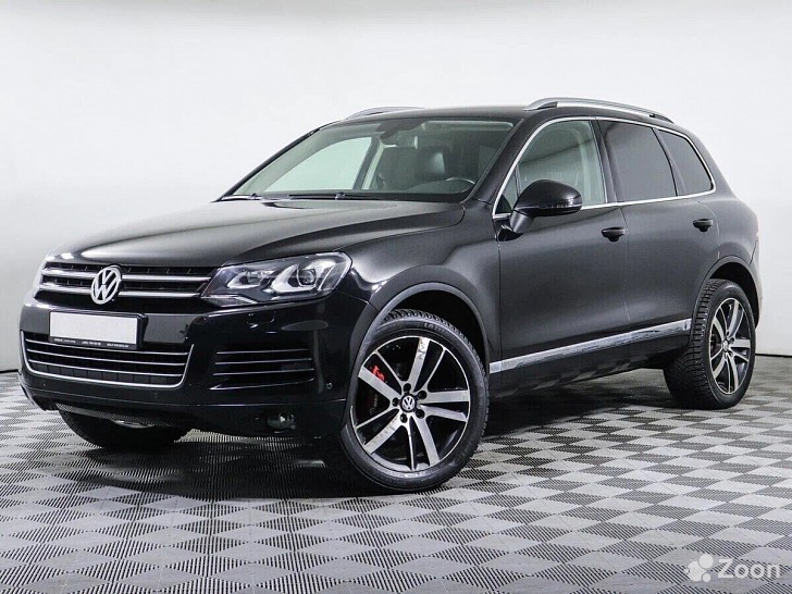 Volkswagen Touareg 3000 см³ 4х4 2014  - изображение 1