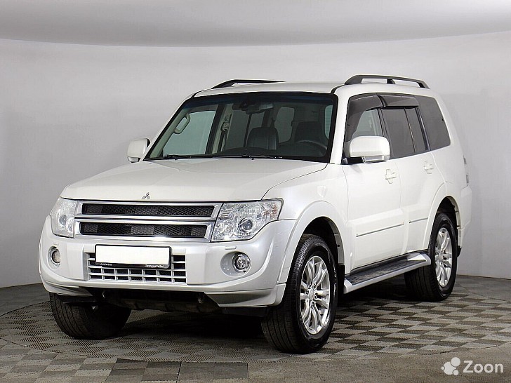 Mitsubishi Pajero 3000 см³ 4х4 2013 Москва - изображение 1