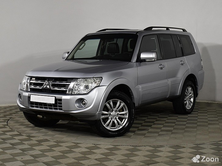 Mitsubishi Pajero 3200 см³ 4х4 2014 Москва - изображение 1