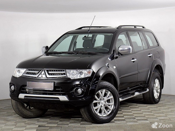 Mitsubishi Pajero Sport 2400 см³ задний 2015  - изображение 1