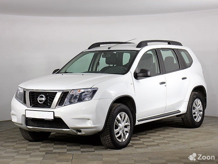 Nissan Terrano 1600 см³ 4х4 2019  - изображение 1