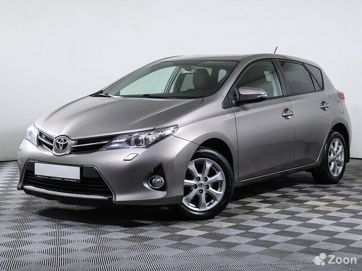 Toyota Auris 1600 см³ передний 2013 Москва - изображение 1