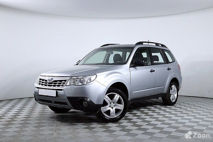 Subaru Forester 2000 см³ 4х4 2012 Москва - изображение 1