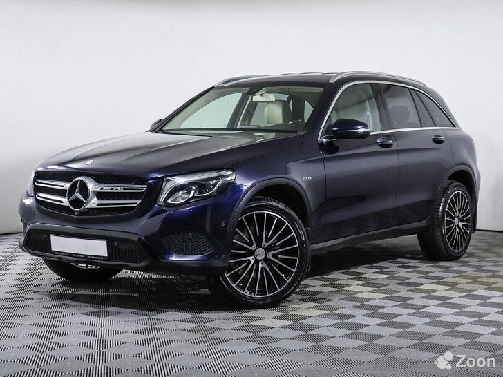 Mercedes-Benz GLC 2100 см³ 4х4 2016 Москва - изображение 1