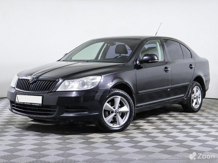 Skoda Octavia 1400 см³ передний 2009  - изображение 1