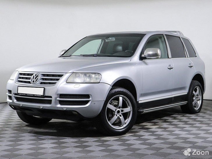 Volkswagen Touareg 4200 см³ 4х4 2003 Москва - изображение 1