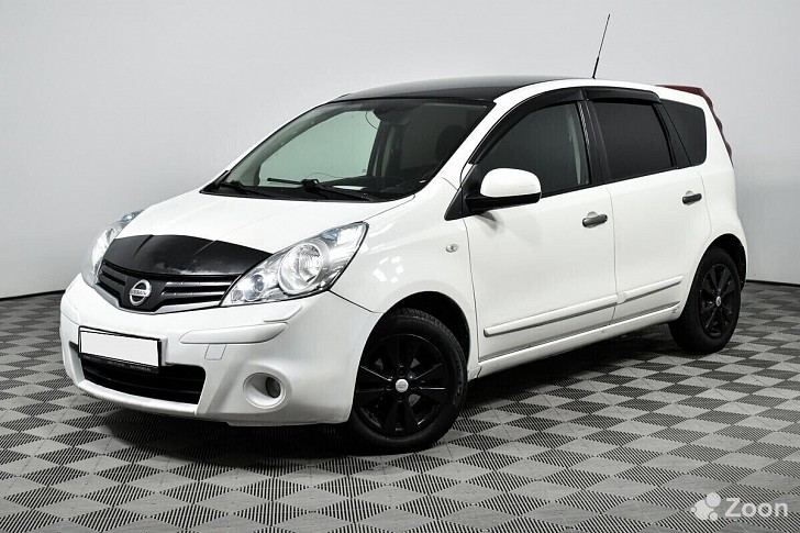 Nissan Note 1600 см³ передний 2010 Москва - изображение 1