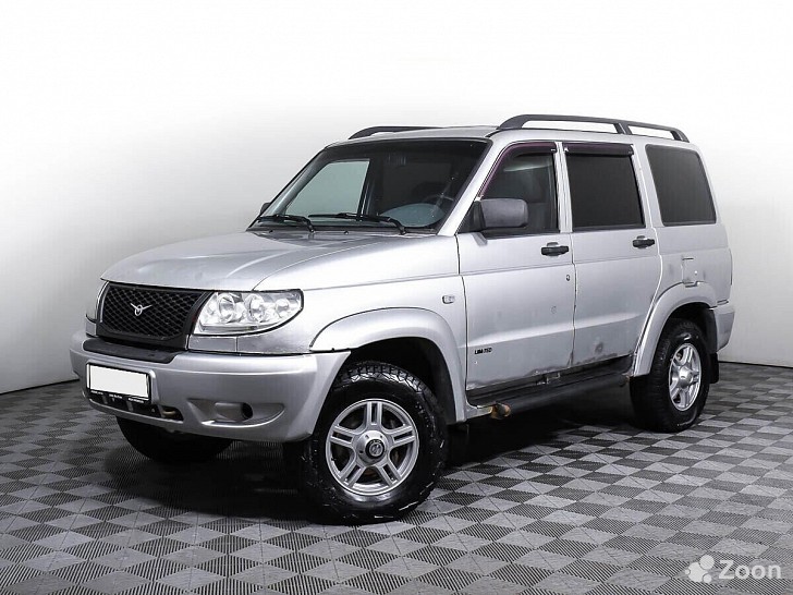 УАЗ Patriot 2700 см³ 4х4 2009 Москва - изображение 1