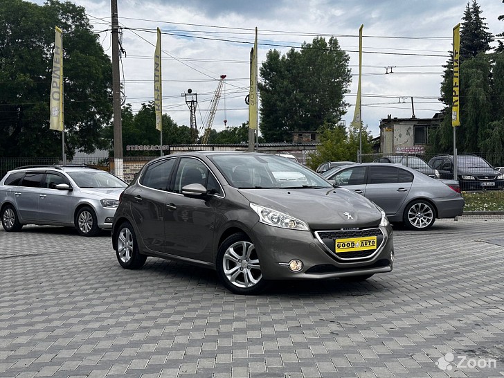 Peugeot 208 1199 см³ передний 2012 Bălți mun. - изображение 1