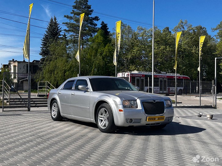 Chrysler 300C 2699 см³ передний 2006 Бельцы мун. - изображение 1