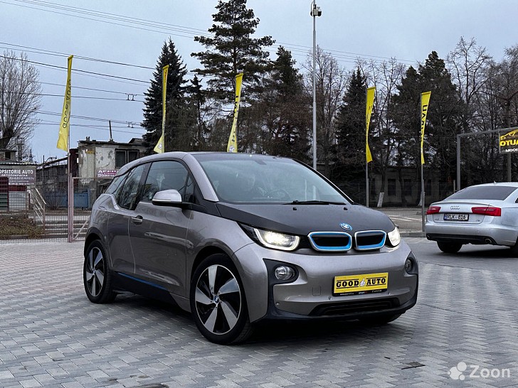 BMW i3 передний 2014 Bălți mun. - изображение 1