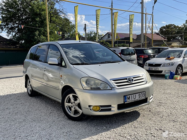 Toyota Avensis Verso 2000 см³ передний 2003 Бельцы мун. - изображение 1